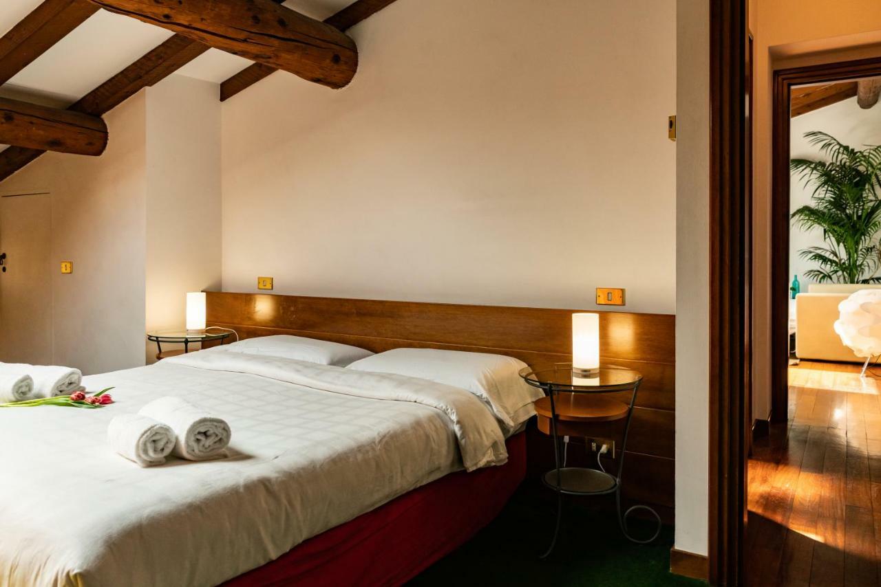 Domus Verona - Magnifiche Residenze San Fermo Luaran gambar